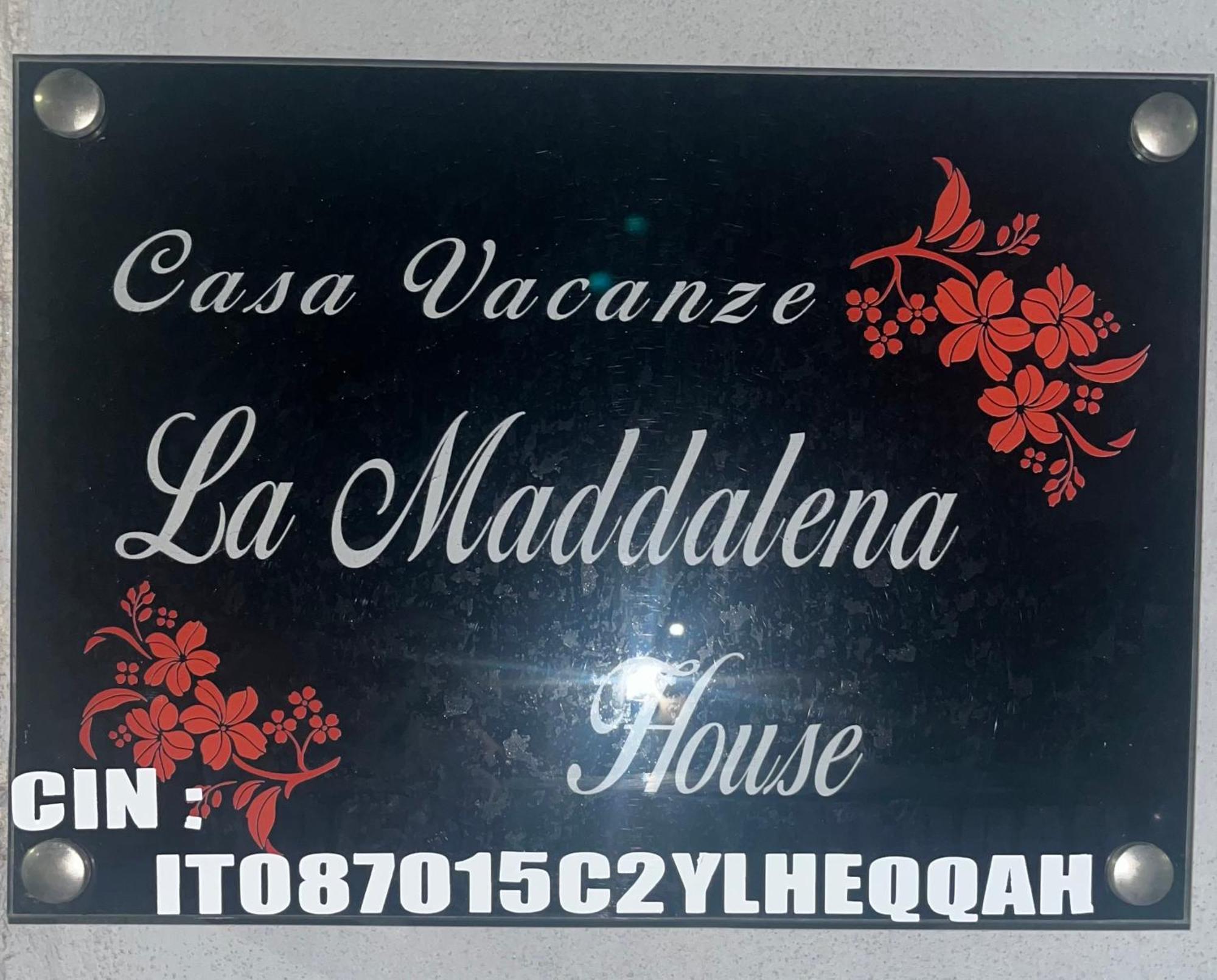 La Maddalena House Apartman Catania-Fontanarossai nemzetközi repülőtér Kültér fotó
